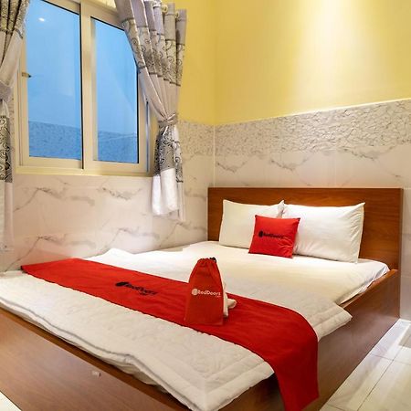 Reddoorz Near Etown 4 Cidade de Ho Chi Minh Exterior foto